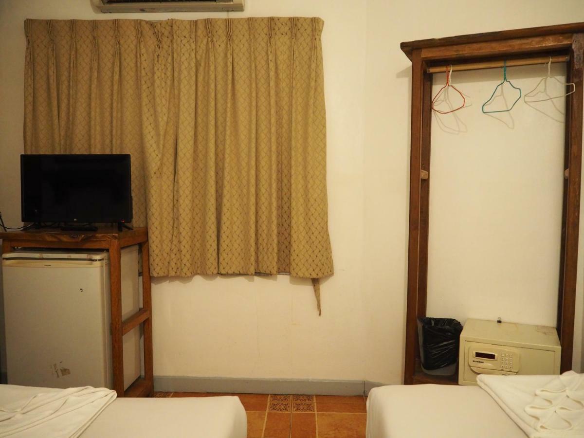 Relax Guesthouse Patong Chambre photo